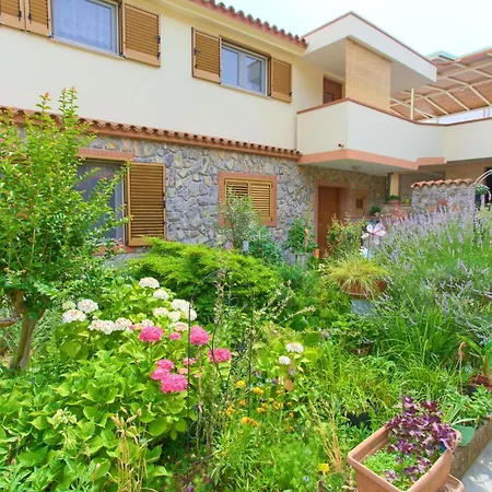 Superb With Sea Views - One Bedroom With Balcony Lovran