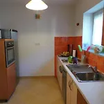 아파트 Superb With Sea Views - One Bedroom With Balcony